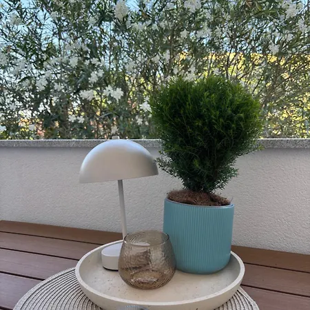 Azzurro Apartman *